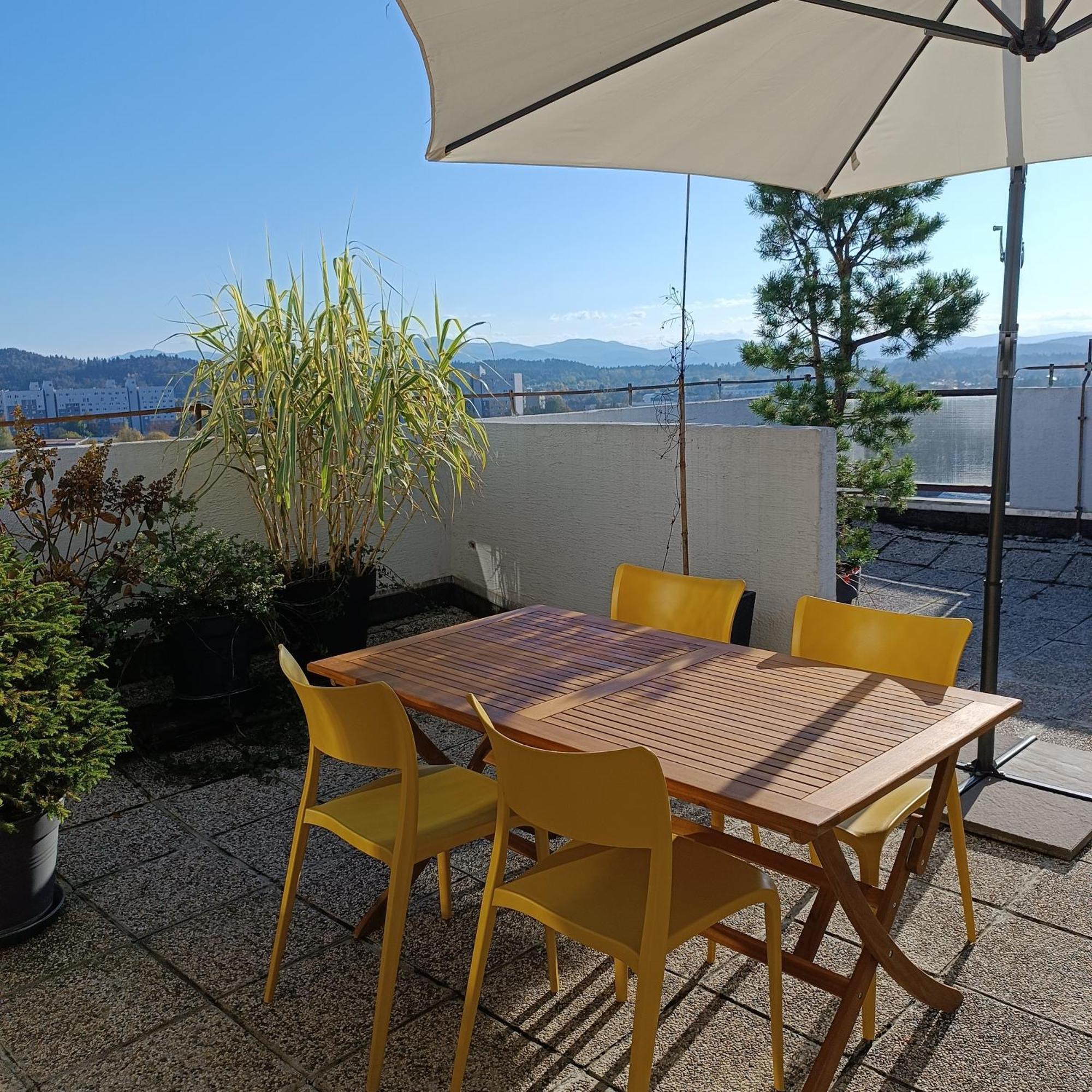 לובליאנה Bright Penthaus Apartement, With A Wonderful View מראה חיצוני תמונה